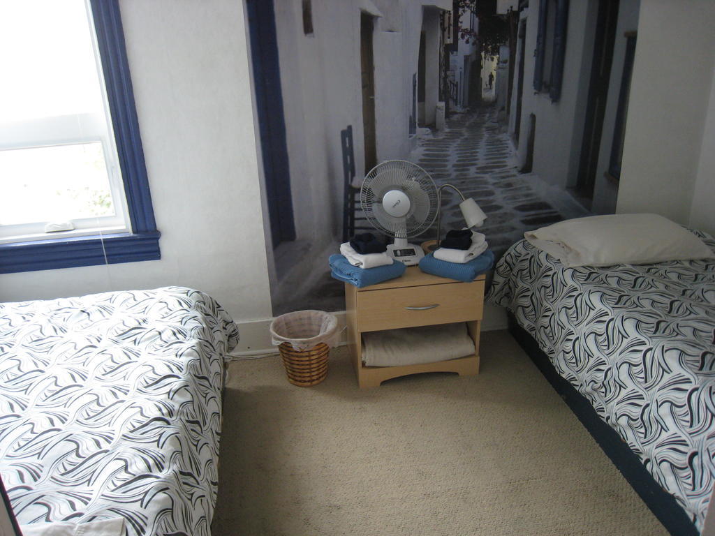 Poppi'S Guesthouse Revelstoke Rom bilde